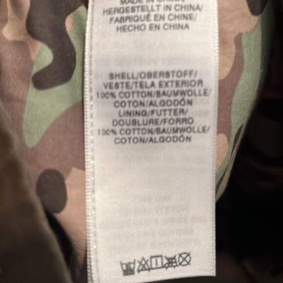 True Religion Kids Military Green Distressed Camouflage Sleeves Print Jacket - Picture 10 of 11